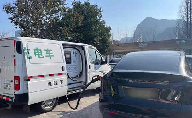 白碱滩区汽车搭电